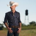 Justin Moore’s “Kinda Don’t Care” Takes the No. 1 Spot on Billboard’s Top Country Albums Chart